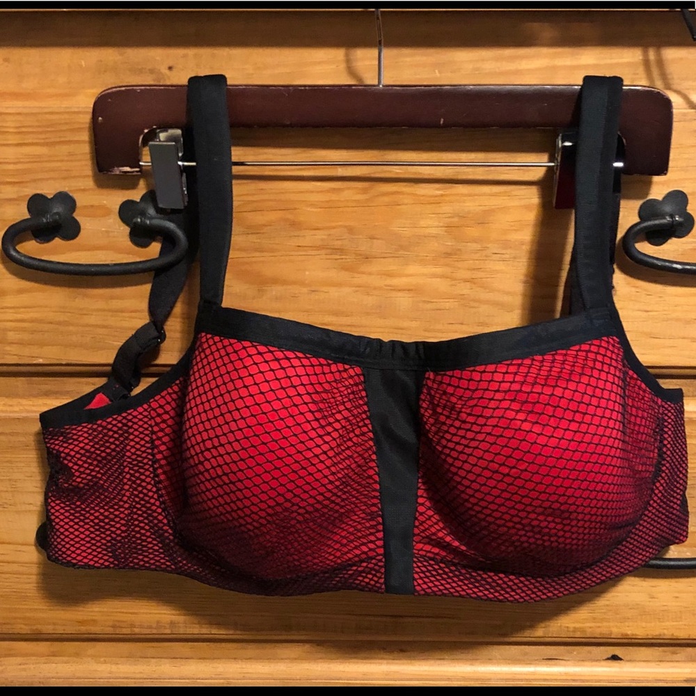 36DDD Le MYSTERE Hi Impact Sports Bra